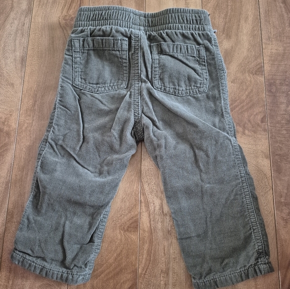 Gap Boy's Olive Green Corduroy Pants – Size 6–12 Months - Picture 2 of 3